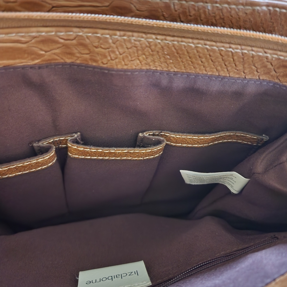 PURSE - Picture 11 of 12
